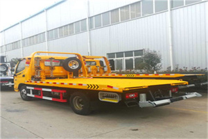 阜宁附近拖车救援搭电